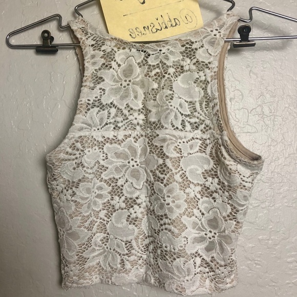 Lace Crop Tank - Picture 3 of 3